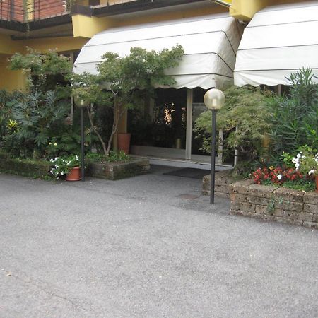 Hotel Marchina Бреша Екстериор снимка