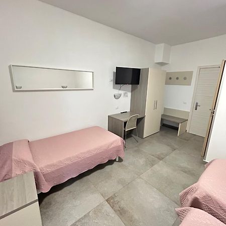 Hotel Marchina Бреша Екстериор снимка