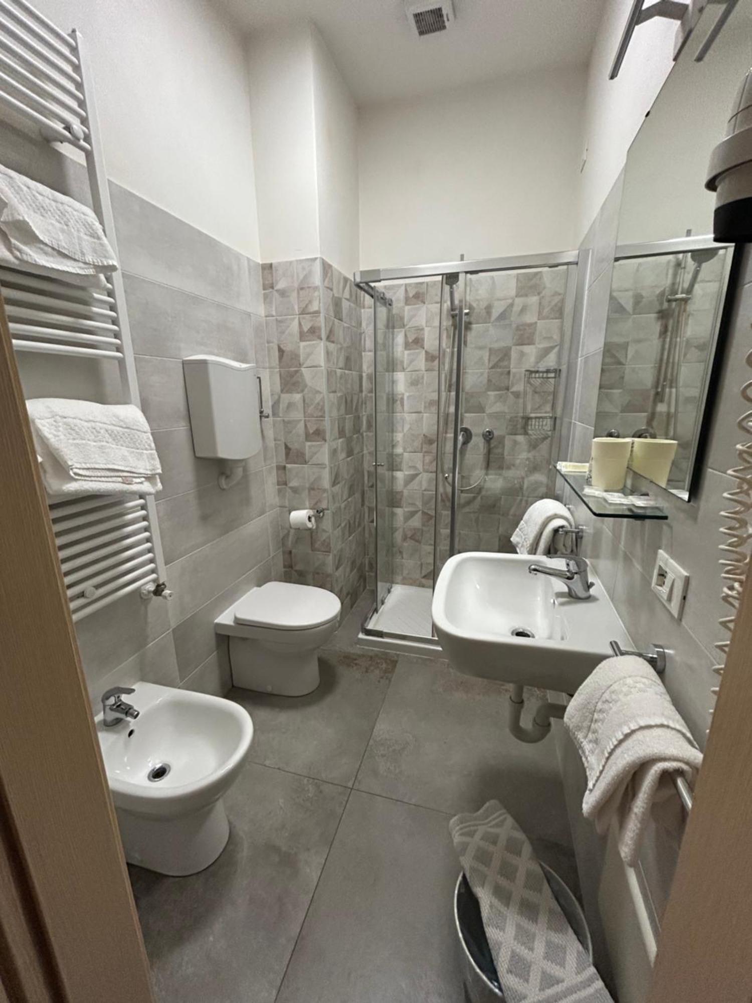 Hotel Marchina Бреша Екстериор снимка
