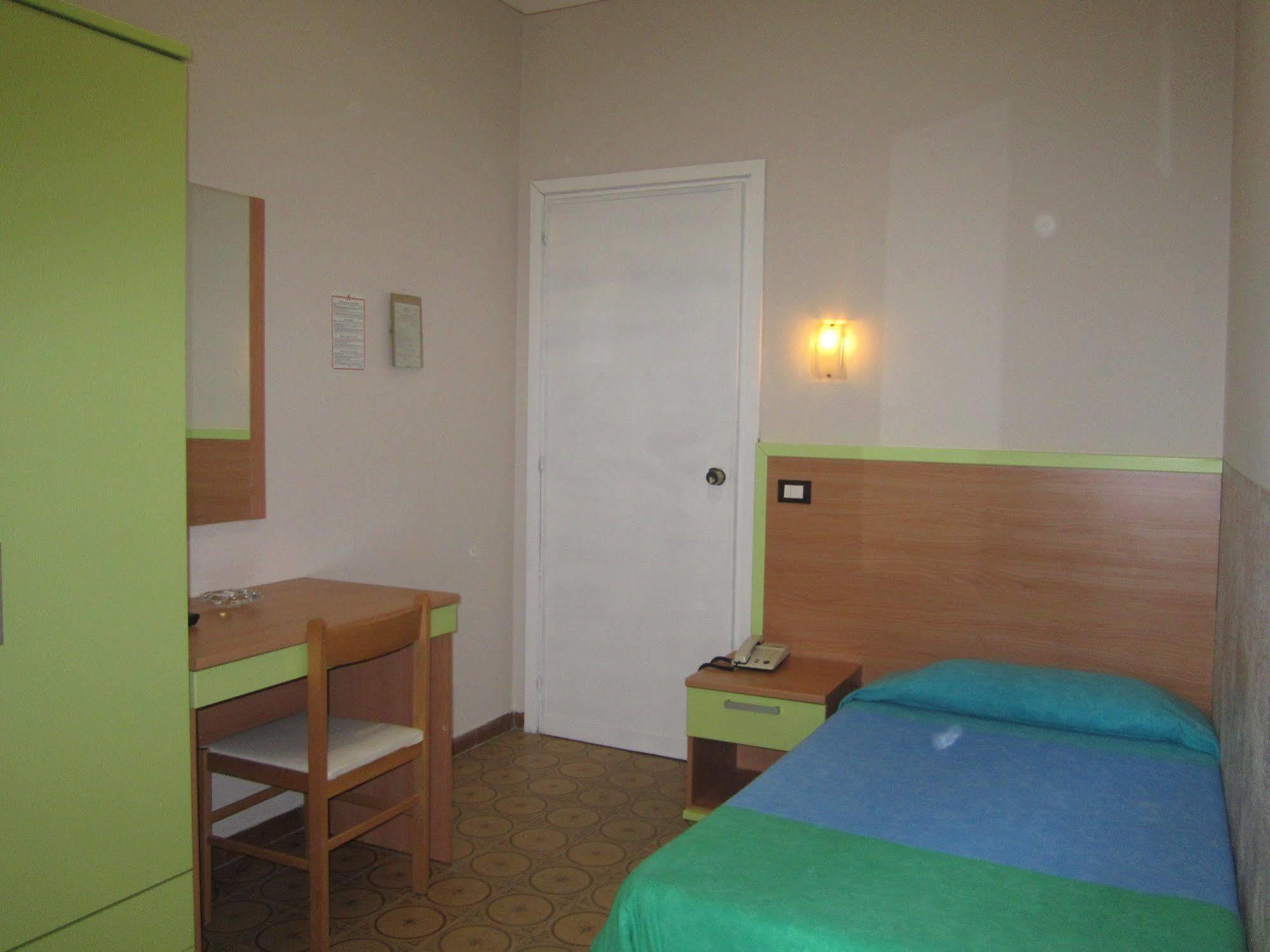 Hotel Marchina Бреша Екстериор снимка